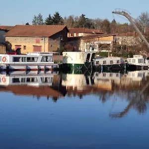  Bateau-hôtel Libellule Peniche Nuit Insolite