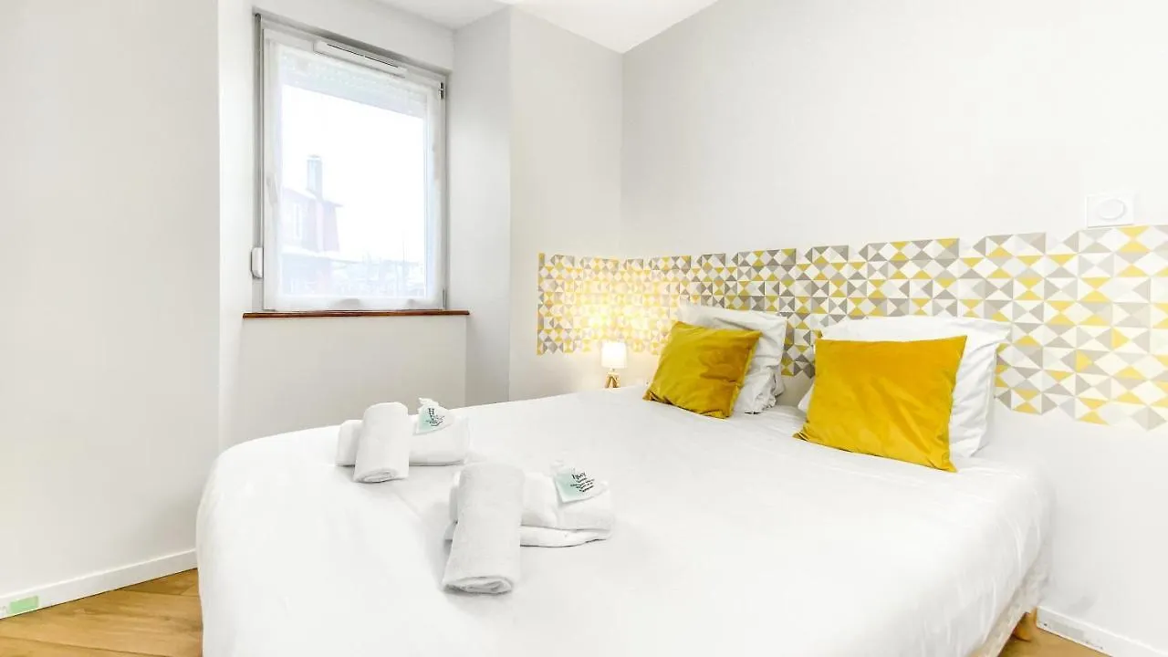 Apartment Homey Snow - Proche Gare - Balcon Prive - Wifi La Roche-sur-Foron France